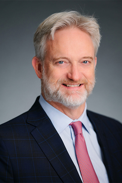 Lester Munson headshot